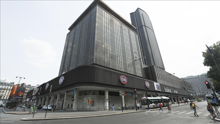 France : plusieurs établissements évacués à Paris après un signalement d’engin explosif