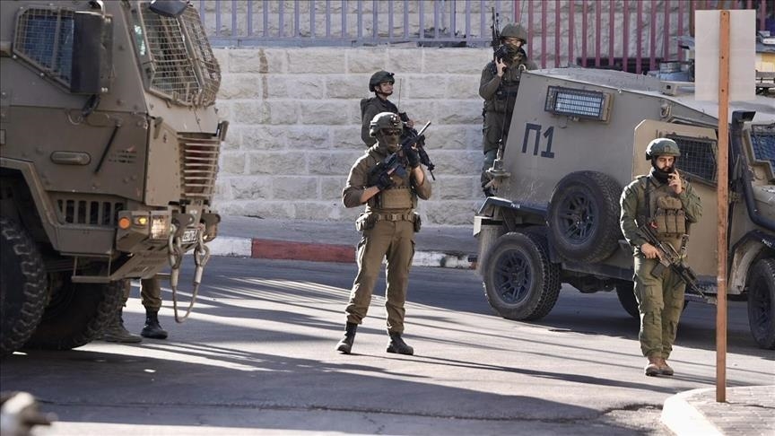 Ushtria izraelite arreston 14 palestinezë në Bregun Perëndimor