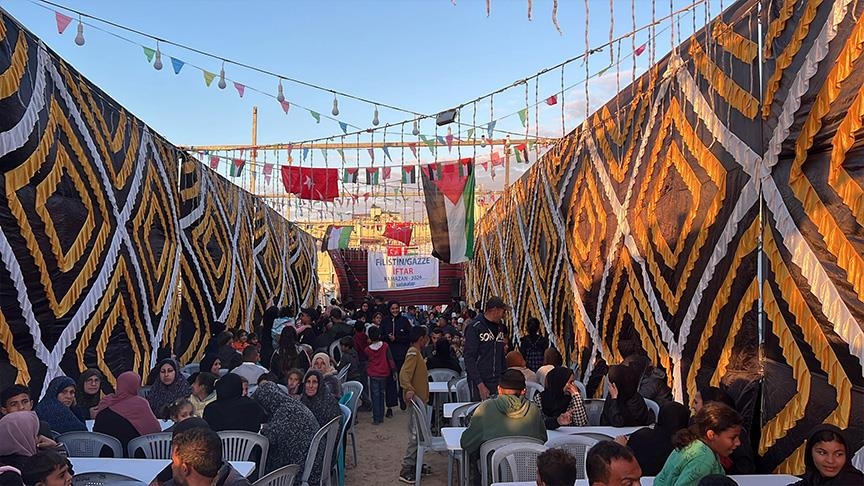 "صدقة طاشي" التركية تعلن إقامة موائد إفطار في غزة طوال رمضان