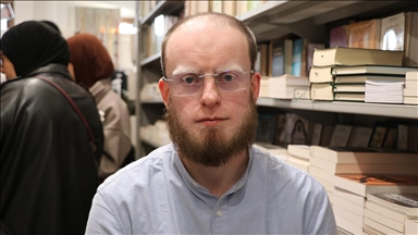 Fransa'da sonradan Müslüman olan Sibille, İslam'la birlikte "yeniden doğduğunu" belirtti