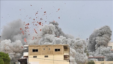 İsrail ordusu, Lübnan’daki Ayn el-Hilve Mülteci Kampı’nı hedef aldı