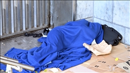 Un número cada vez mayor de niños se ven obligados a dormir en las calles de Bruselas, Bélgica 