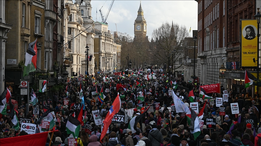 Over 1,000 UK councilors pledge support for Palestine ahead of May local elections