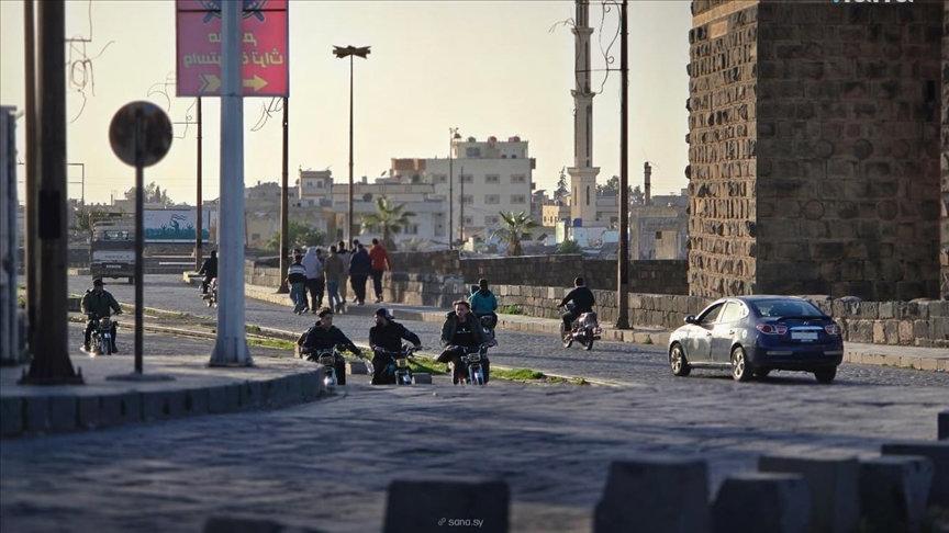 سوريا.. عودة الهدوء إلى بصرى الشام بدرعا عقب انتهاء حظر التجوال