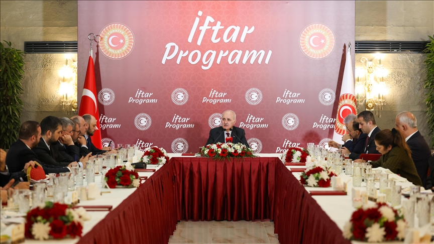 قورتولموش: العالم يقف متفرجا أمام الظلم الإسرائيلي في غزة والضفة