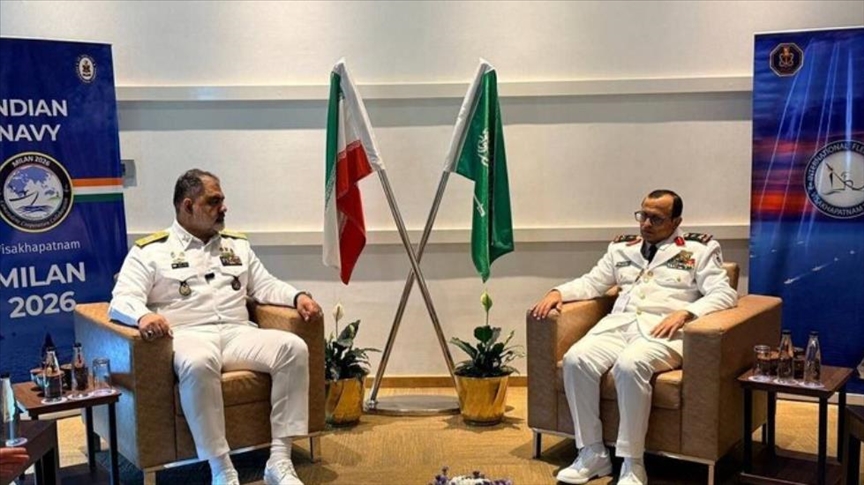 قائد البحرية الإيرانية يلتقي نظيريه الروسي والسعودي