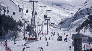 الشرق التركي.. مركز بالاندوكان يجمع متعة التزلج وبهجة رمضان