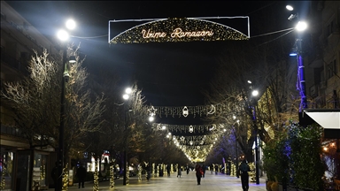 Kosova'nın başkenti Priştine ramazan vesilesiyle süslendi