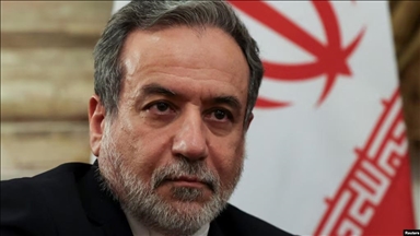 عراقچی در پاسخ به ترامپ: اگر درباره آمار ما تردید دارید، با مدرک صحبت کنید