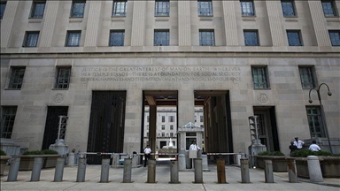 ABD Adalet Bakanlığı Virginia Doğu Bölgesi Başsavcısı Hundley'nin görevine son verildiğini açıkladı