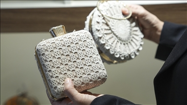 Sandıktaki çeyizler iyiliğe dönüşüyor