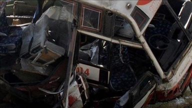 مصرع 4 شرطيين وإصابة 26 آخرين في حادث سير وسط المغرب