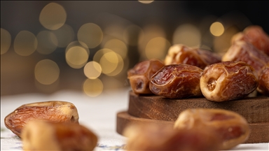 France : à Paris , une épicerie accusée de vendre des dattes d’origine israélienne sous une autre provenance