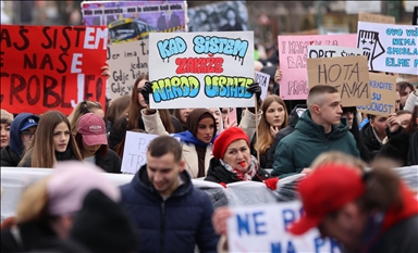 Mladi na protestima u Sarajevu tražili pravdu za „mladost koju je ubio sistem“, skupovi u više gradova BiH