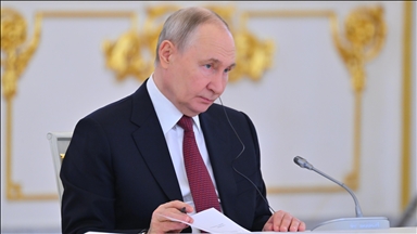 Putin signs law allowing telecom operators to cut communications in case of Federal Security Service requirement
