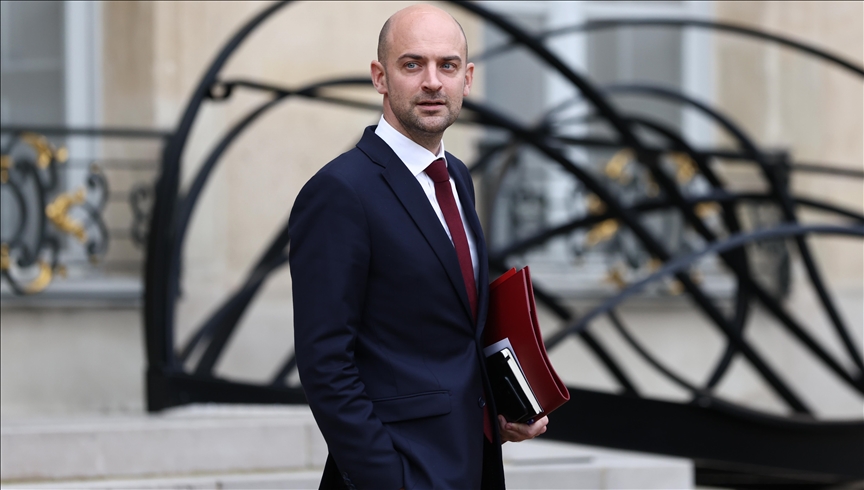 Droits de douane: Paris appelle à « reconstruire » la relation commerciale UE-États-Unis