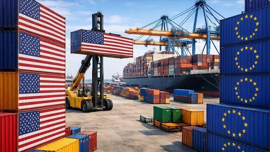 مسؤول أوروبي يقترح تأجيل التصويت على اتفاقية التجارة مع واشنطن