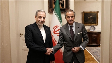 İran Dışişleri Bakanı Erakçi, UAEA Başkanı Grossi ile ABD müzakereleri hakkında görüştü
