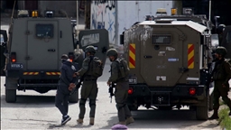 Over 100 Palestinians arrested by Israel in West Bank since start of Ramadan, rights group says