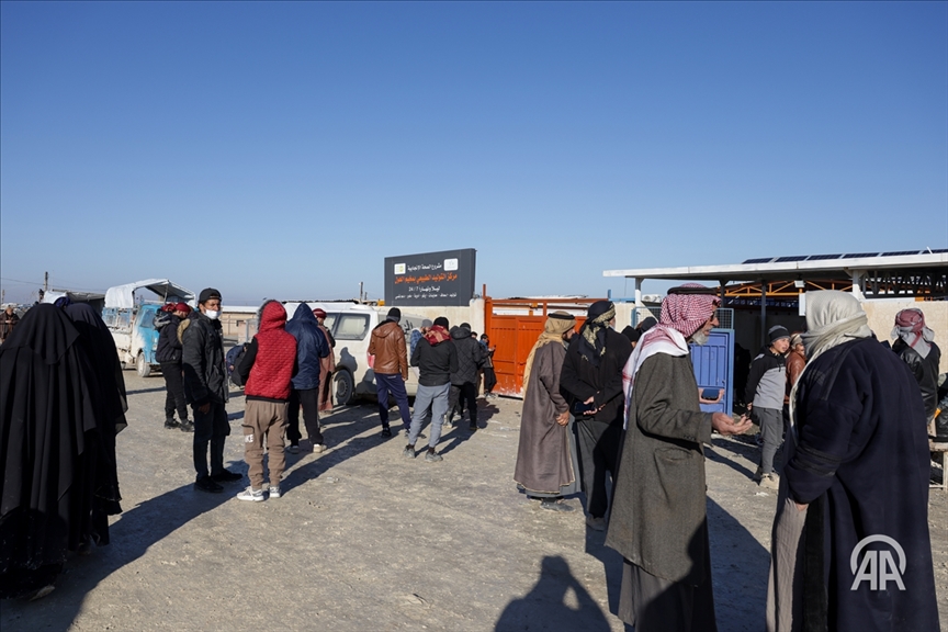 Ji Kampa Holê ya li Sûriyeyê 22 hezar kes neqlî Iraqê kirin