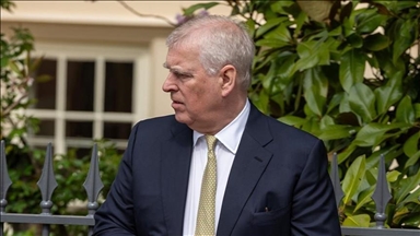 Поранешниот британски принц Ендру обвинет дека ја злоупотребувал службената должност