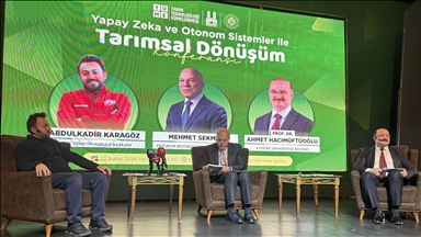 Erzurum'da "Yapay Zeka ve Otonom Sistemler ile Tarımsal Dönüşüm Konferansı" düzenlendi
