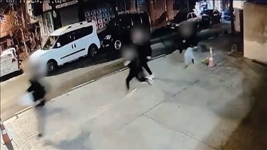 İstanbul'da ölümle sonuçlanan "çekirdek yiyip etrafı kirletmeyin" kavgasında 6 sanığa dava