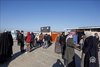 Ji Kampa Holê ya li Sûriyeyê 22 hezar kes neqlî Iraqê kirin