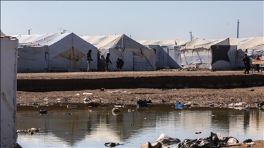 عێراق ھەڵوەشاندنەوەی کەمپی ھۆلی لە سووریا ڕاگەیاند