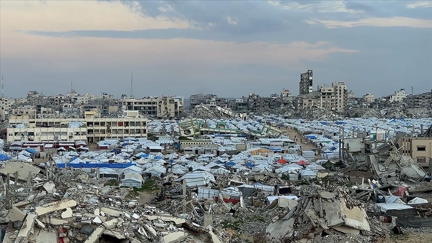 Gazze’de İsrail saldırılarının bıraktığı yıkıma rağmen ramazanın  heyecanı devam ediyor