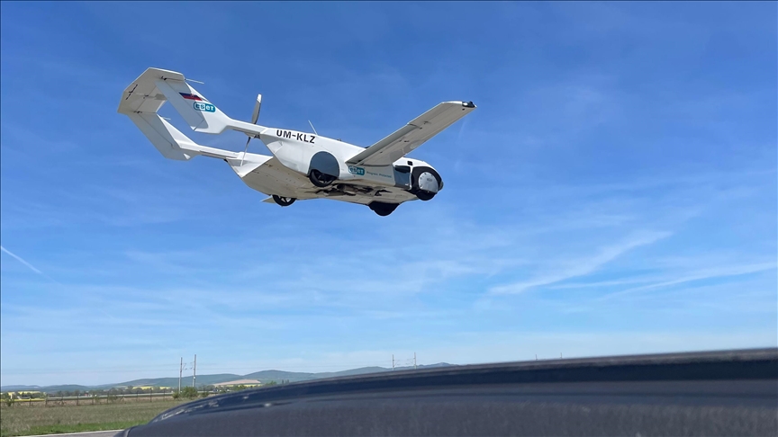 Japanese startup SkyDrive stages Tokyo ‘flying car’ demo, eyes 2028 launch