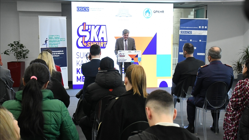 Shqipëri, prezantohet fushata që synon parandalimin e krimit të të rinjve