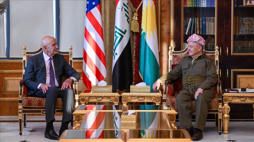 بارزاني يبحث مع باراك التطورات في سوريا والعراق