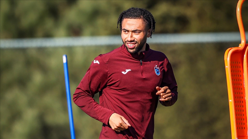 Trabzonspor, Folcarelli'nin sol ayak bileği dış yan bağlarında yırtık ve kanama tespit edildiğini açıkladı