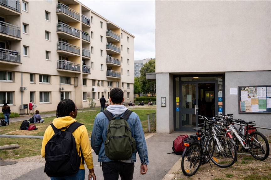 France: des associations dénoncent l’exclusion des étudiants étrangers non européens de l’aide personnelle au logement