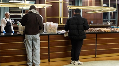 Li Pirtûkxaneya Gel a Serokomariyê, ji bo paşîva îkramî didin ziyaretvanan