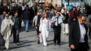 گزارش آنادولو از تهران درباره نگاه مردم به مذاکرات ایران و آمریکا 