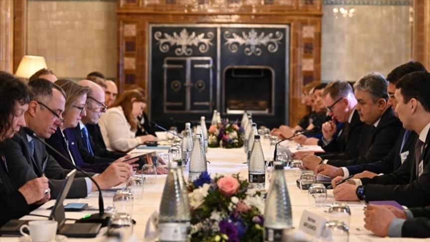 Казахстан и Великобритания подписали дорожную карту по критическим минералам