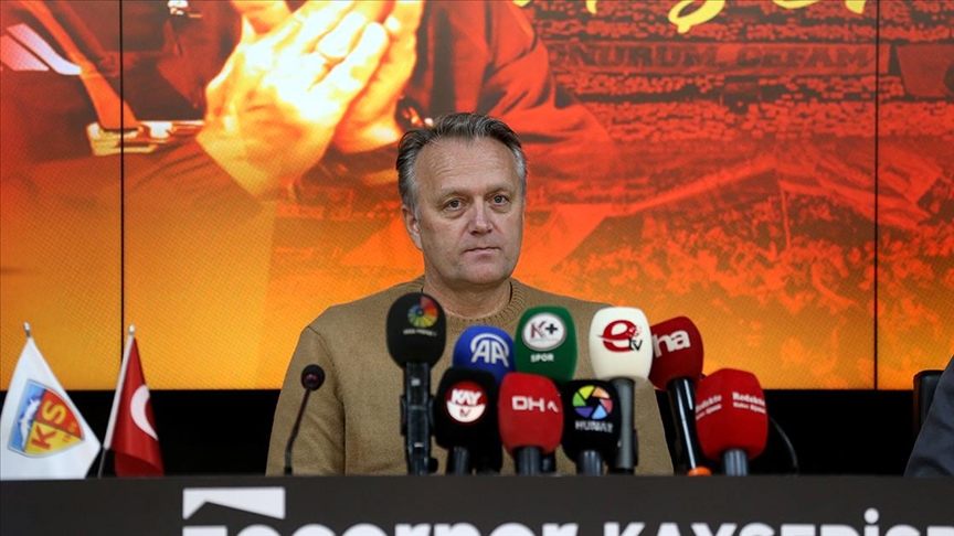 Kayserispor'da Erling Moe dönemi resmen başladı