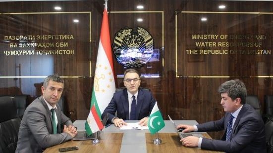 Таджикистан и Пакистан обсудили пути укрепления сотрудничества в сфере энергетики