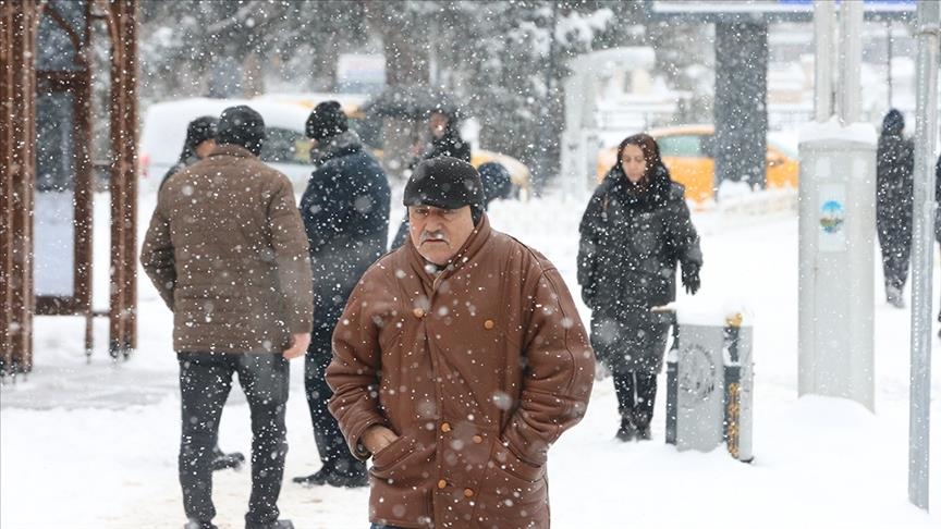 Ji bo Rojhilatê Anadoluyê û hin bajaran hişyariya berfê