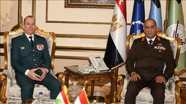 مصر ولبنان يبحثان سبل تعزيز التعاون العسكري والمستجدات الراهنة