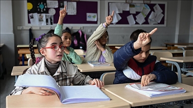 Antalya'da görme engelli öğrenciler oluşturulan "özel sınıf"ta daha iyi eğitim alıyor