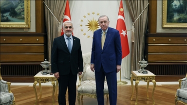 Cumhurbaşkanı Erdoğan, HÜDA PAR Genel Başkanı Yapıcıoğlu'nu kabul etti