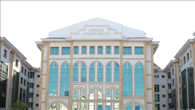 Antalya merkezli yasa dışı bahis soruşturmasında gözaltı sayısı 60'a yükseldi