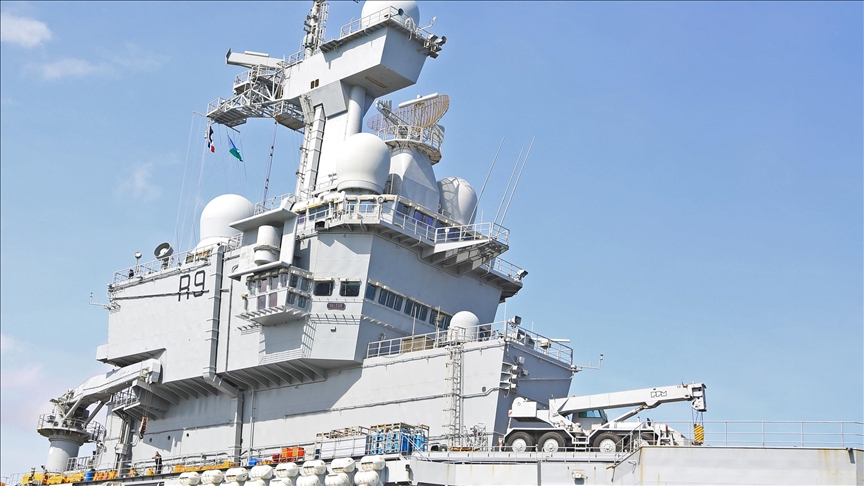 Swedish forces disrupt Russian drone near French aircraft carrier in Malmo