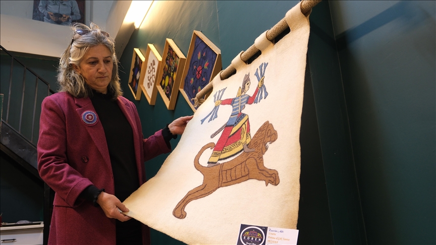 Уметница за филцување го пренесува древниот занает на младите генерации