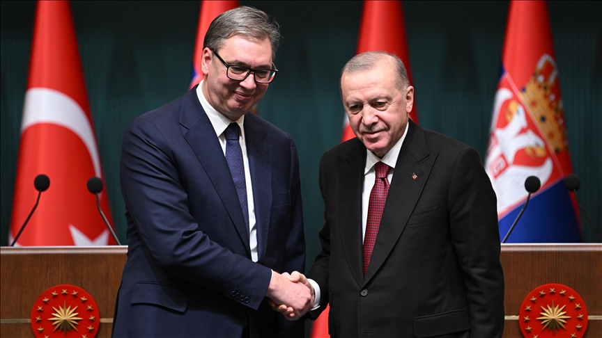 Vučić čestitao 72. rođendan predsjedniku Turske Erdoganu, pozvao ga u posjetu Beogradu