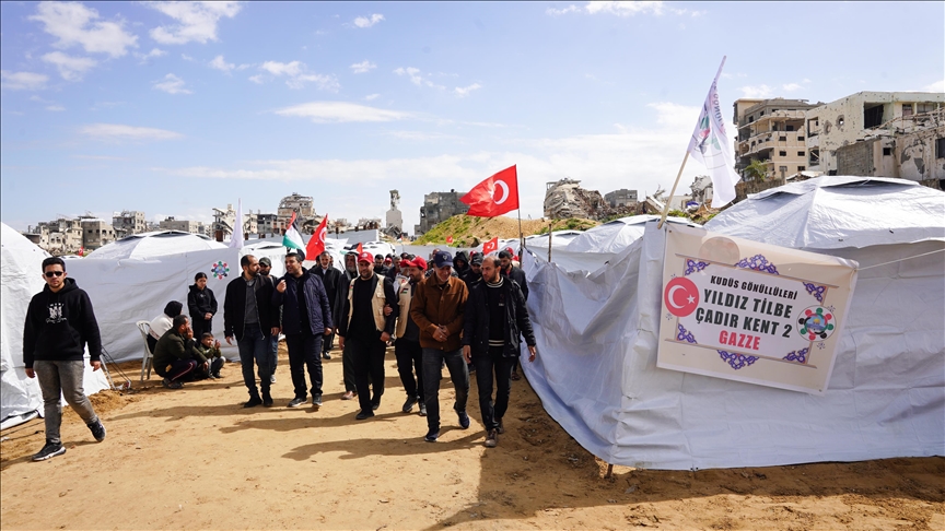 Gazze'de "2. Yıldız Tilbe Çadır Kenti" açıldı
