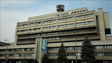 Bosna Hersek Radyo ve Televizyonu, mali kriz nedeniyle düzenli yayın akışını geçici olarak durdurdu